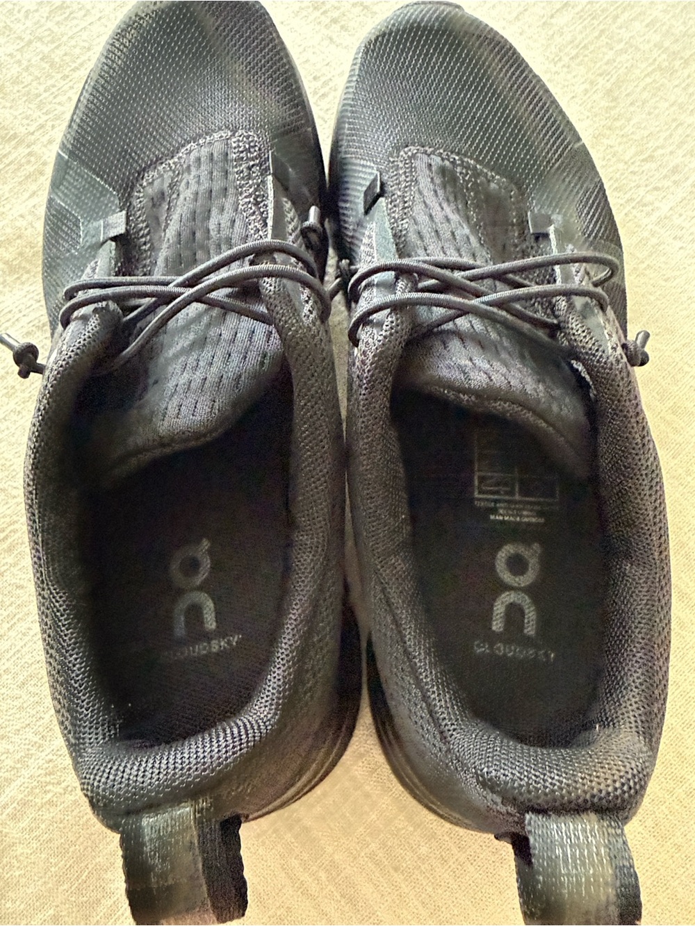 On Running kids  Sneakers in Black with Quick-Lace